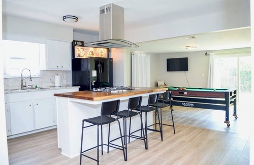 Washington Ave./ Memorial Park House | Charming Pet friendly 2-bedroom house in lovely Houston inside the loop