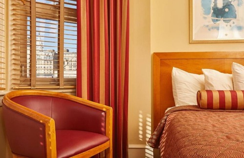 Gayborhood Hotel | Charming Philly Boutique Room - Your Historic Getaway
