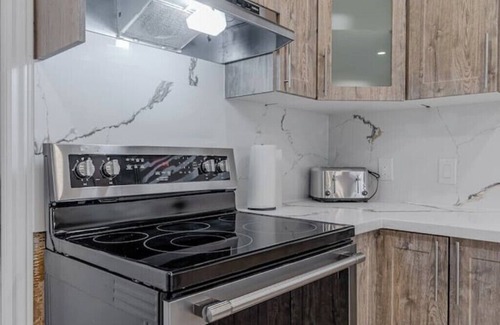 Mono House | Charming | Ping-Pong | Treadmill | BBQ | Patio