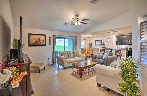 Fedhaven House | Charming Poinciana House with Patio 30 Mi to Disney