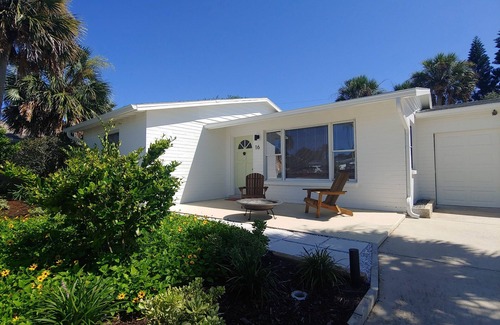 Rivocean House | Charming Private Beach 2/2 Home- 1 Minute From the Dune!