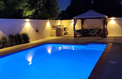 Tarzana Apartment | Charming Private Guesthouse with Pool