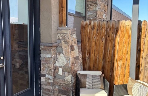 Washington Apartment | Charming, private & peaceful casita with AC, WiFi in amazing Washington!
