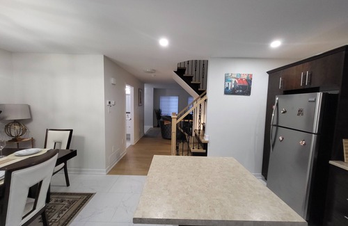 Aylmer House | Charming private room for rent in Gatineau (Aylmer sector), near Ottawa.