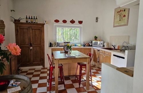 Goult House | Charming, quiet house with view of the Luberon
