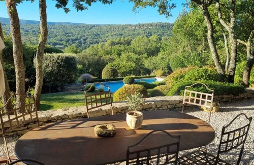Goult House | Charming, quiet house with view of the Luberon