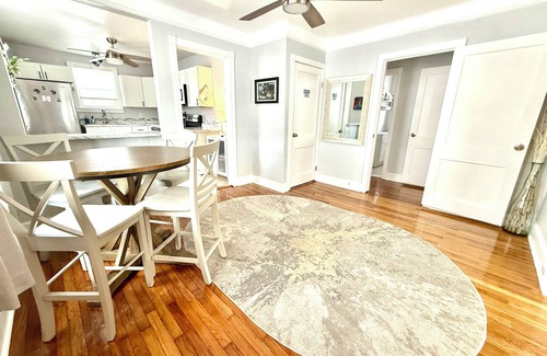 Gentilly House | Charming, Quiet, Safe 2BR - quick and easy access to all attractions in NO!