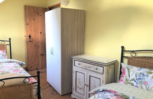 Chateauneuf-du-Faou Cottage | Charming Rural Cottage just 100m from the Nantes - Brest Canal