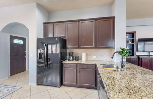 North Richland Hills House | Charming Retreat with Modern Comforts
