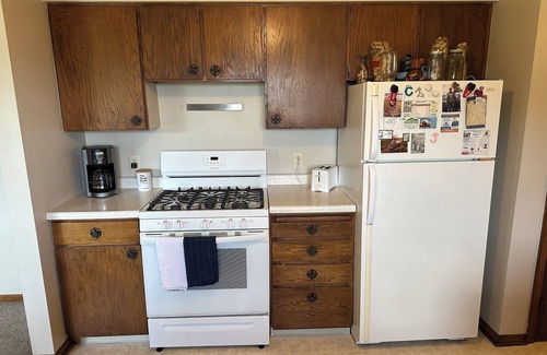 Stockholm House | Charming rambler in lovely Stockholm with a beautiful lake view, A/C, and WiFi.