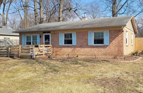 Bedford House | Charming Ranch in Quiet Neighborhood