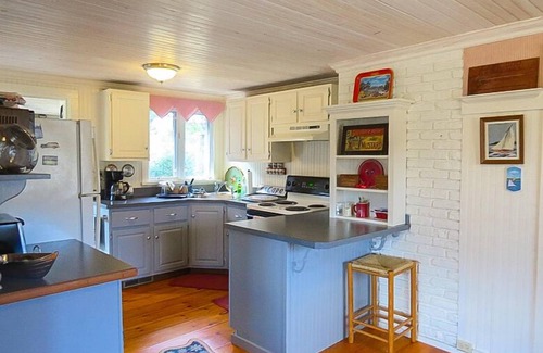 West Chatham House | Charming ranch on quiet road.