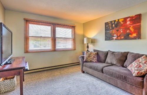 Rapid City Apartment | Charming Rapid City Apartment Walk to Lake!
