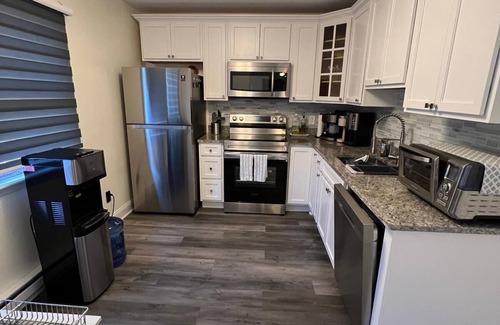 Ellenville House | Charming Red townhome in Ellenville, NY, WiFi and AC
