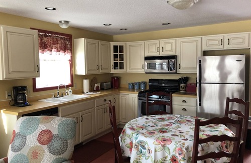 Beachwood-Bluffton House | Charming RedBird Cottage- On A Back Dune, Walk To The Beach