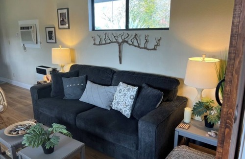 Penngrove Cottage | Charming Relaxing Cottage on Sonoma Mountain