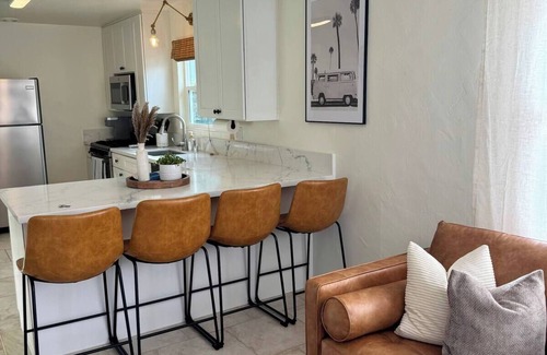 Carlsbad House | Charming & Relaxing Getaway: Mins to Beach - Patio 5 star Location