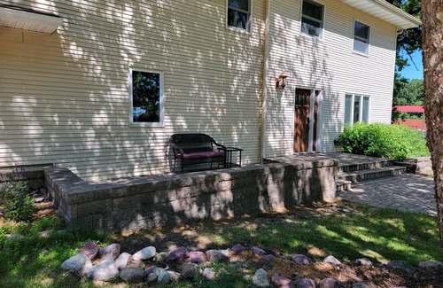 Spirit Lake House | Charming remodeled 4-Bedroom home with fire pit