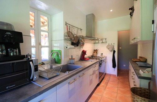 Limeuil House | CHARMING RENOVATED 16th CENTURY VILLAGE HOUSE IN THE LISTED VILLAGE OF LIMEUIL