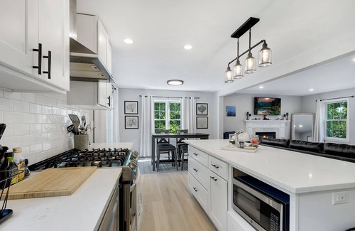 Mashpee House | Charming Renovated Cape House with Private Hot Tub & Modern Comforts!