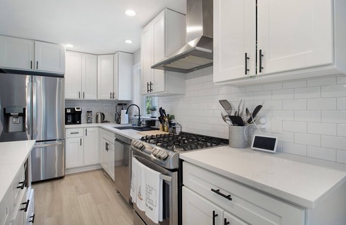 Mashpee House | Charming Renovated Cape House with Private Hot Tub & Modern Comforts!