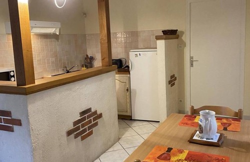 Neuvy Cottage | Charming Renovated Cottage with Private Terrace, Solar Heating, and Pet Friendly