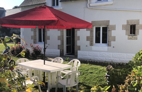 Lezardrieux House | Charming renovated Breton house with enclosed garden close to the sea WIFI