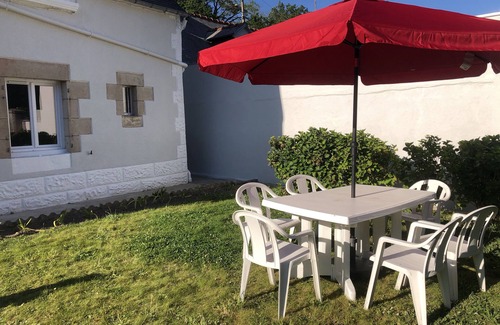 Lezardrieux House | Charming renovated Breton house with enclosed garden close to the sea WIFI