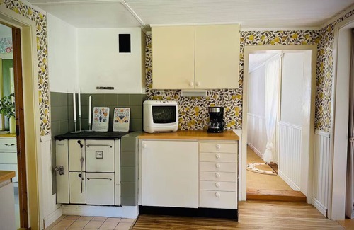 Vretstorp Ski Chalet | Charming, renovated holiday home in a secluded location a few minutes from the lake