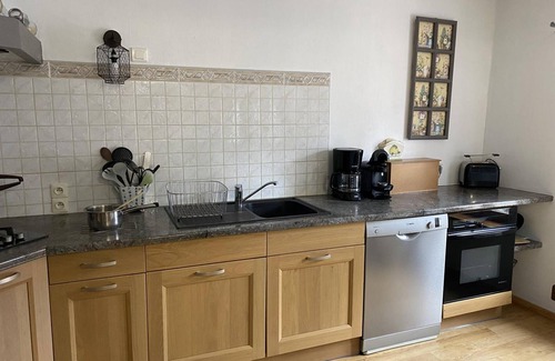 Vernusse Cottage | Charming Renovated Mill with Heated Pool, Spa, Gym, and Games in Scenic 15ha Estate