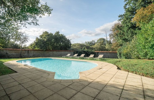Saint-Gence House | Charming residence in a park of ancient trees with swimming pool and Jaccuzi