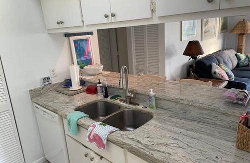 The Dunes House | Charming Residence in the Esteemed Sanibel Dunes
