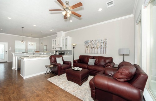 College Station House | Charming Retreat in College Station
