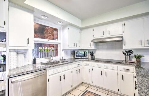 National Hills House | Charming Retreat about 1 Mi to Augusta National!