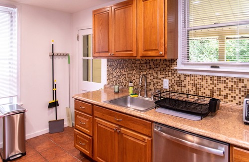 West Conshohocken House | Charming Retreat - Close to Downtown Conshohocken