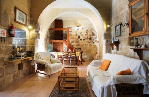 Santa Lucija House | Charming Retreat: experience rustic elegance in this beautifully converted fh.