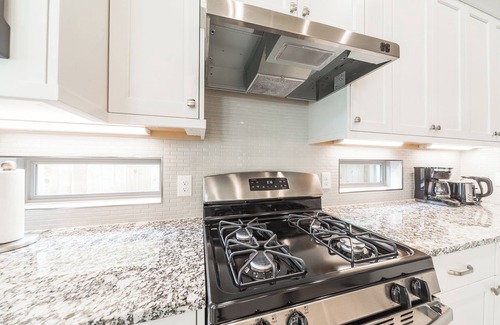 Sienna Plantation House | Charming Retreat in Sienna - Perfect Getaway for Your Next Vacation Adven #40860