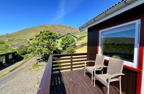 Vestmanna Villa | Charming Retreat with Stunning Views for 9 Guests