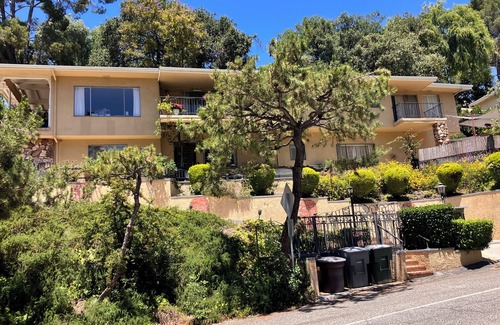 Chevy Chase Apartment | Charming retro Apartment in Chevy Chase Canyon, Rose Bowl adjacent.