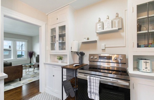 West Seattle Apartment | Charming Retro Modern Steps from the Beach