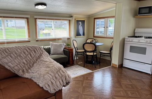 Bagley Cottage | Charming River Cottage! Book your Fall trip today before the calendar fills up!