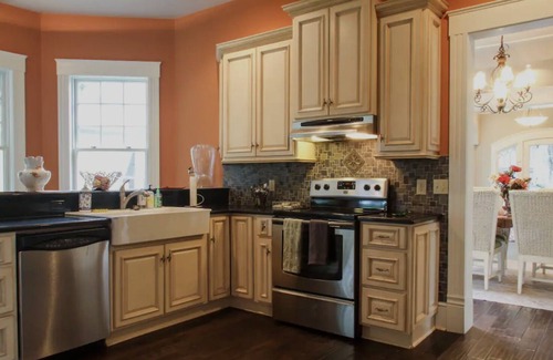 Riverside House | Charming Riverside/Avondale Award Winning Historical Home! Family/pet friendly!
