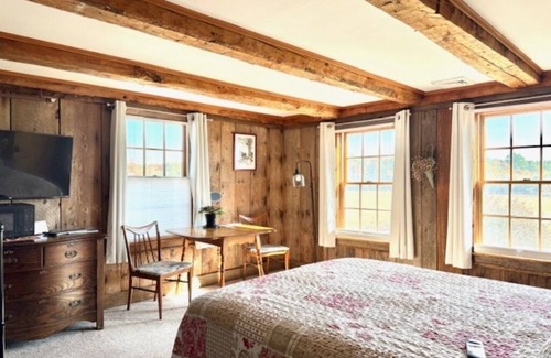North Berwick Hotel | Charming room in farm setting close to popular attractions-#3Abbott Brook Inn