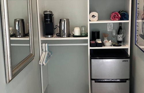 South Rehoboth Apartment | Charming Room in Downtown Rehoboth Beach