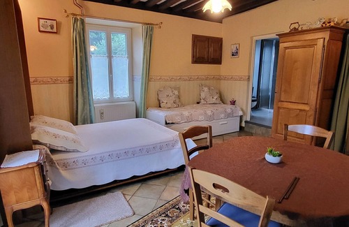 Choye Bed & Breakfast | Charming rooms with enclosed park and secure parking