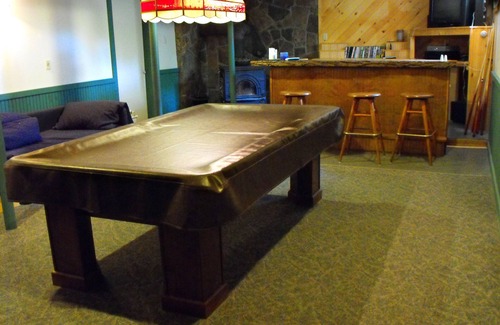 West Kill House | Charming, Roomy, Art-filled House Surrounded by Mountain Views/Natural Beauty