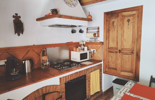 Fuentes de Leon Cottage | Charming Rural House in Fuentes de León. Culture, nature, fun.