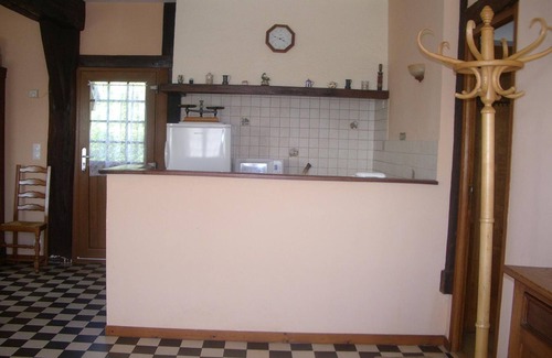 Neuvy Cottage | Charming rural retreat near Chambord with cozy fireplace, large garden, and family-friendly amenities