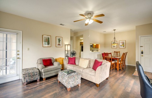 North San Antonio - SAT Condo | Charming San Antonio Condo w/Pool & Hot Tub!