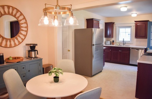 Dennis Port House | Charming Sea Captain’s Home – 4BR/3BA | Modern Comfort Meets Antique Charm